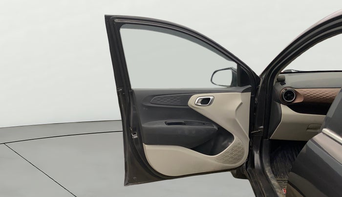 2023 Hyundai AURA SX 1.2 CNG, CNG, Manual, 78,017 km, LHS Front Door