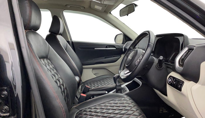 2021 KIA SONET HTX 1.0 IMT, Petrol, Manual, 33,231 km, Right Side Front Door Cabin