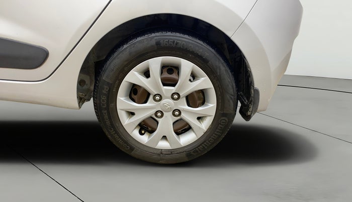 2016 Hyundai Grand i10 SPORTZ 1.2 KAPPA VTVT, CNG, Manual, 85,587 km, Left Rear Wheel