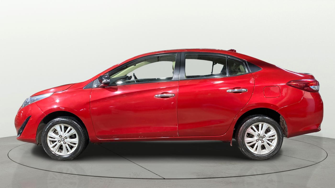 2020 Toyota YARIS VX MT, Petrol, Manual, 53,800 km, Left Side