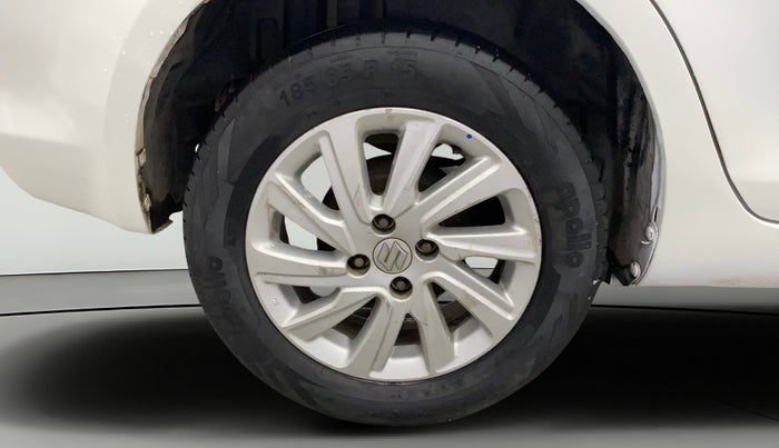 2015 Maruti Swift Dzire ZXI, Petrol, Manual, 1,05,566 km, Right Rear Wheel