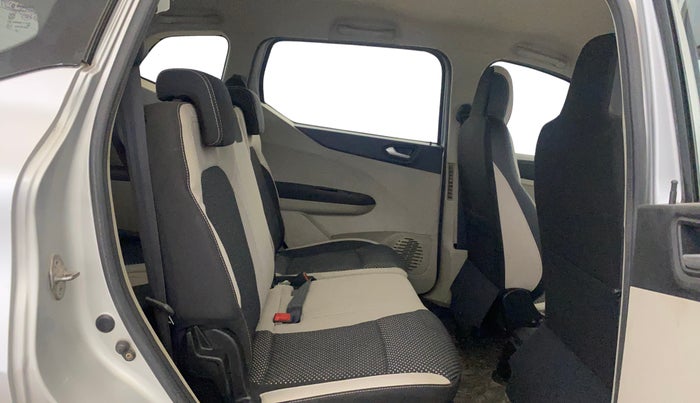 2019 Renault TRIBER RXZ, Petrol, Manual, 56,981 km, Right Side Rear Door Cabin