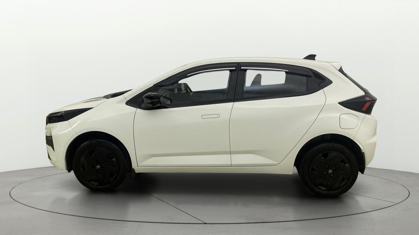 2025 Tata ALTROZ Creative Petrol 5AMT, Petrol, Automatic, 9,054 km, Left Side