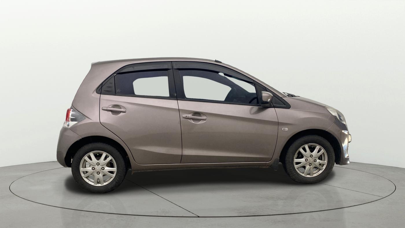 2014 Honda Brio VX MT, Petrol, Manual, 59,917 km, Right Side View