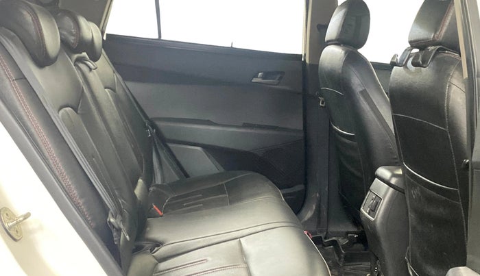 2017 Hyundai Creta SX PLUS AT 1.6 PETROL, Petrol, Automatic, 76,258 km, Right Side Rear Door Cabin