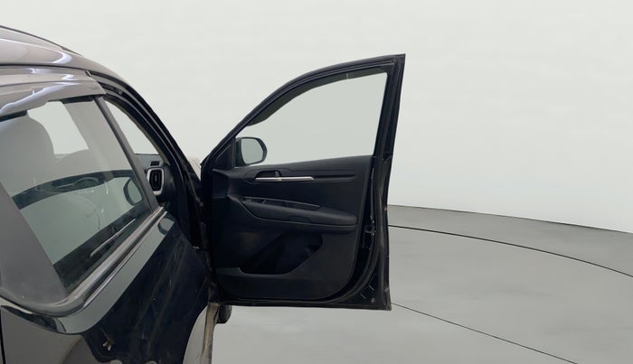 2024 KIA SONET HTE (O) 1.2 Petrol MT, Petrol, Manual, 4,952 km, RHS Front Door