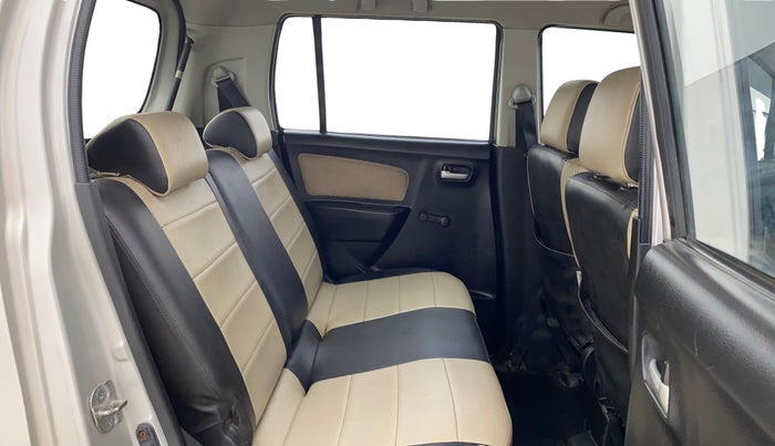 2017 Maruti Wagon R 1.0 LXI CNG, CNG, Manual, 31,257 km, Right Side Rear Door Cabin