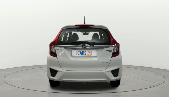 2016 Honda Jazz 1.2L I-VTEC V, Petrol, Manual, 1,14,972 km, Back/Rear