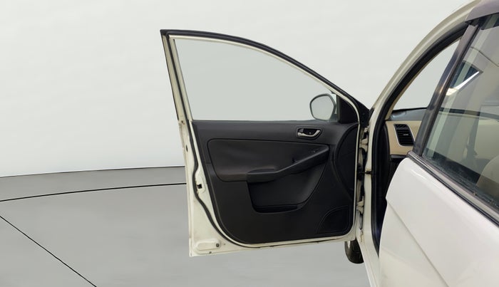 2015 Tata Zest XT PETROL, Petrol, Manual, 58,059 km, LHS Front Door