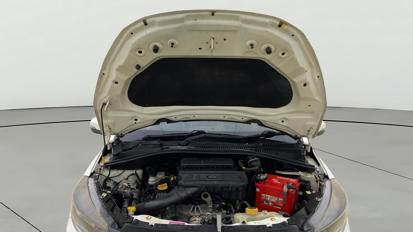 2020 Tata Tiago XT PETROL, Petrol, Manual, 31,698 km, Open Bonet
