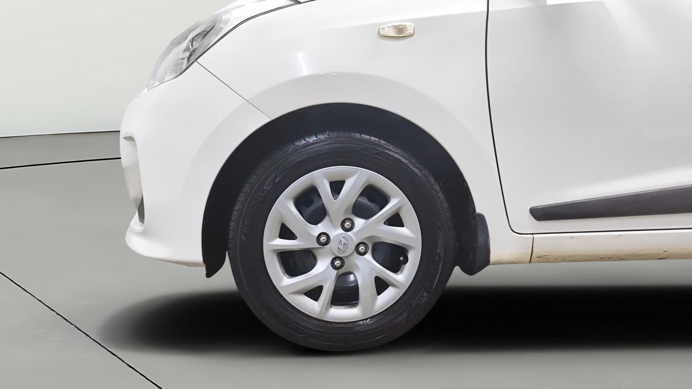 2019 Hyundai Grand i10 MAGNA 1.2 KAPPA VTVT, Petrol, Manual, 74,831 km, Left Front Wheel