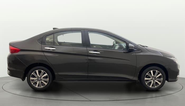 2017 Honda City 1.5L I-VTE V CVT, Petrol, Automatic, 43,632 km, Right Side View