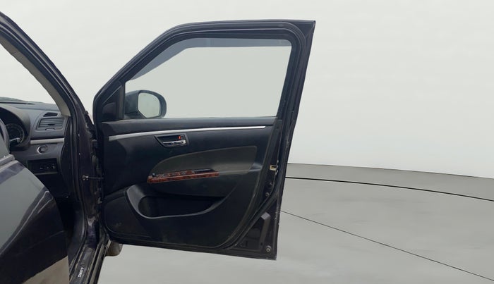 2015 Maruti Swift ZDI, Diesel, Manual, 83,737 km, RHS Front Door