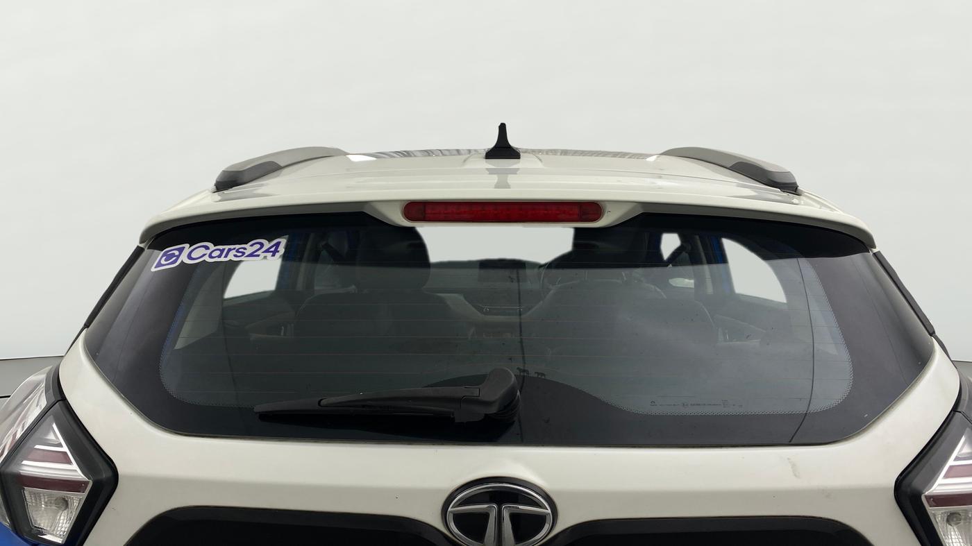 2020 Tata NEXON XZA PLUS (O) DIESEL, Diesel, Automatic, 60,064 km, Rear Windshield