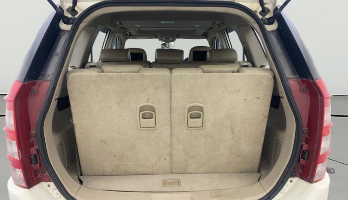 2017 Mahindra XUV500 W10 AT, Diesel, Automatic, 76,548 km, Boot Open Zoomed View