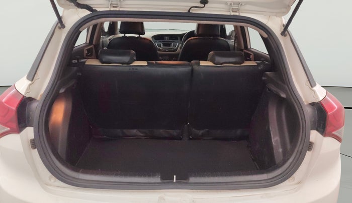 2015 Hyundai Elite i20 ASTA 1.2, Petrol, Manual, 67,123 km, Boot Open Zoomed View