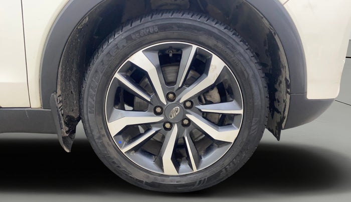 2021 Mahindra XUV300 W8 (O) 1.5 DIESEL, Diesel, Manual, 62,543 km, Right Front Wheel