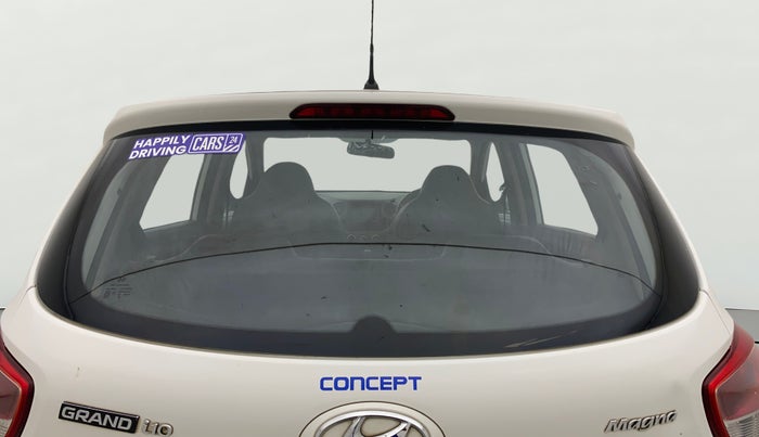 2016 Hyundai Grand i10 MAGNA 1.2 KAPPA VTVT, Petrol, Manual, 1,02,687 km, Rear Windshield