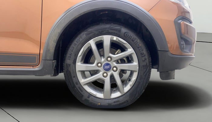 2019 Ford FREESTYLE TITANIUM PLUS 1.2 PETROL, Petrol, Manual, 28,877 km, Right Front Wheel