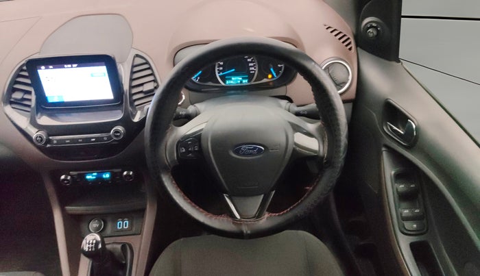 2018 Ford FREESTYLE TITANIUM PLUS 1.2 PETROL, Petrol, Manual, 56,361 km, Steering Wheel Close Up
