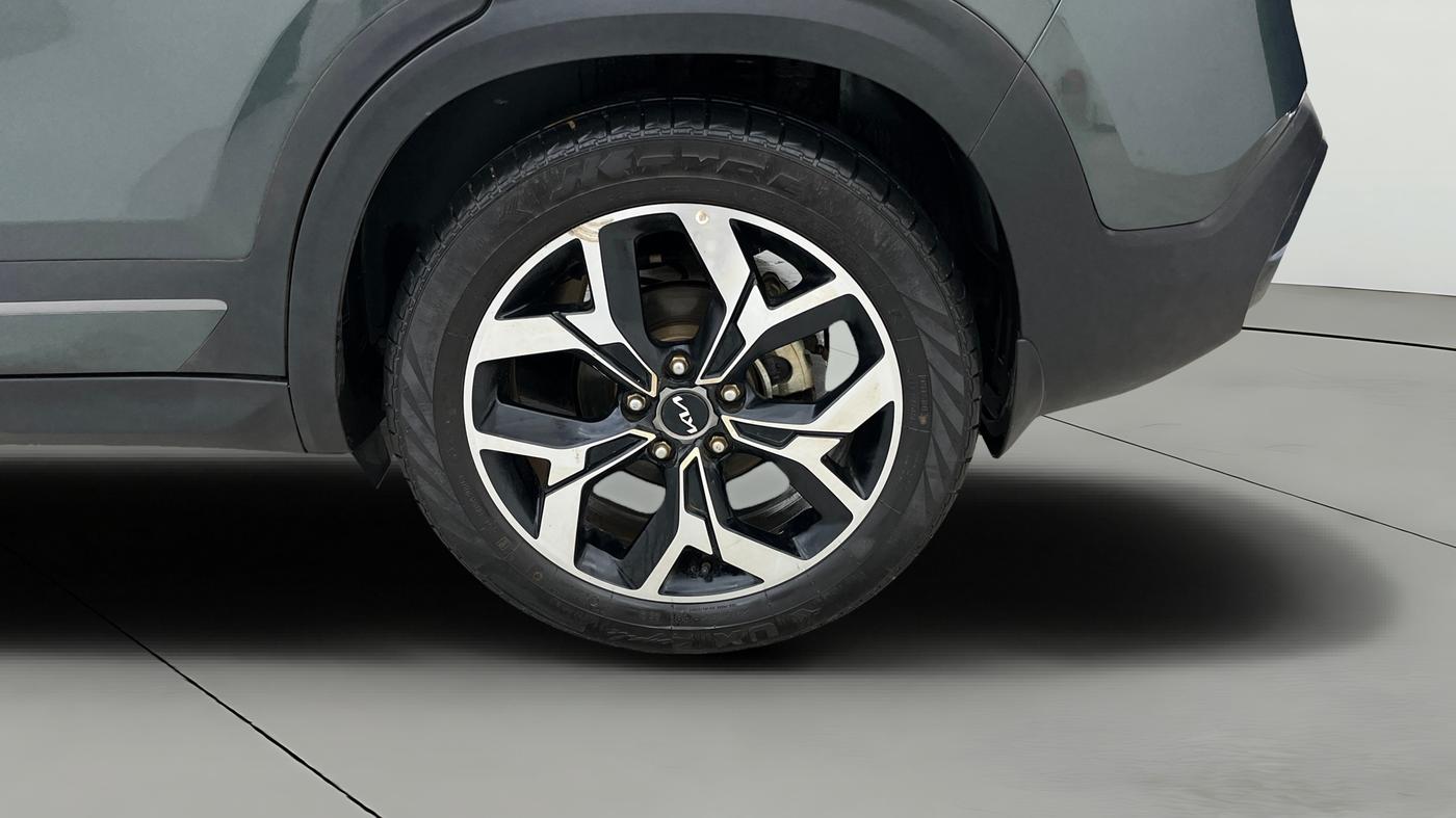 2023 KIA SELTOS  GTX PLUS 1.5 DIESEL AT, Diesel, Automatic, 37,875 km, Left Rear Wheel