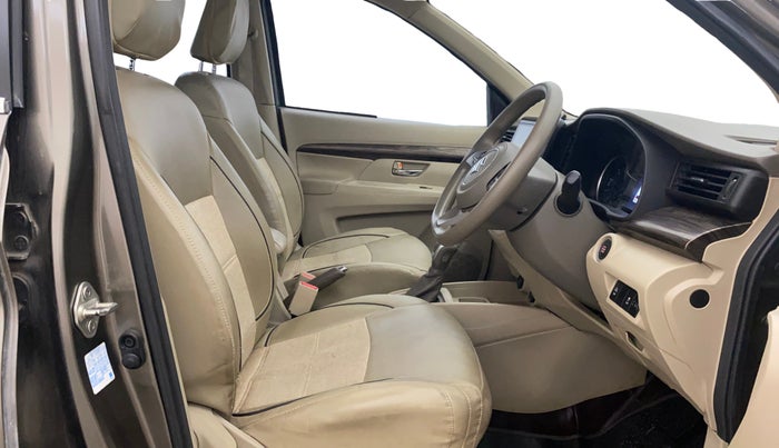 2019 Maruti Ertiga ZXI AT SHVS, Petrol, Automatic, 39,652 km, Right Side Front Door Cabin