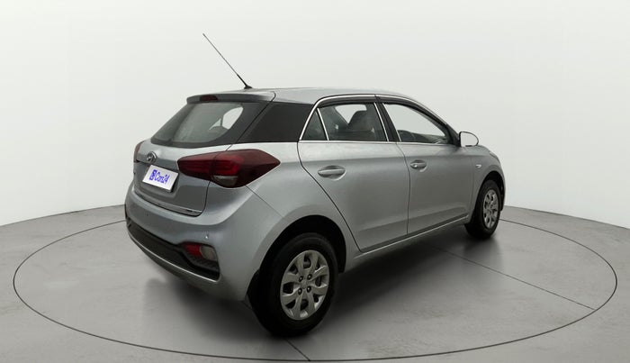 2020 Hyundai Elite i20 MAGNA PLUS 1.2, Petrol, Manual, 44,157 km, Right Back Diagonal