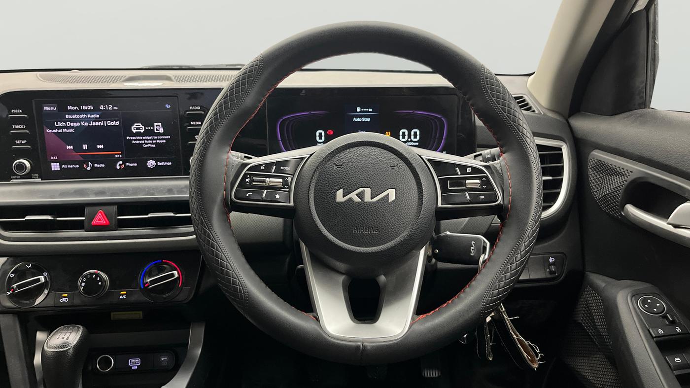 2024 KIA SELTOS  HTK 1.5 PETROL MT, Petrol, Manual, 26,613 km, Steering Wheel Close Up