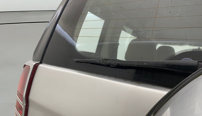 2015 Mahindra TUV300 T8, Diesel, Manual, 51,720 km, Rear Wiper