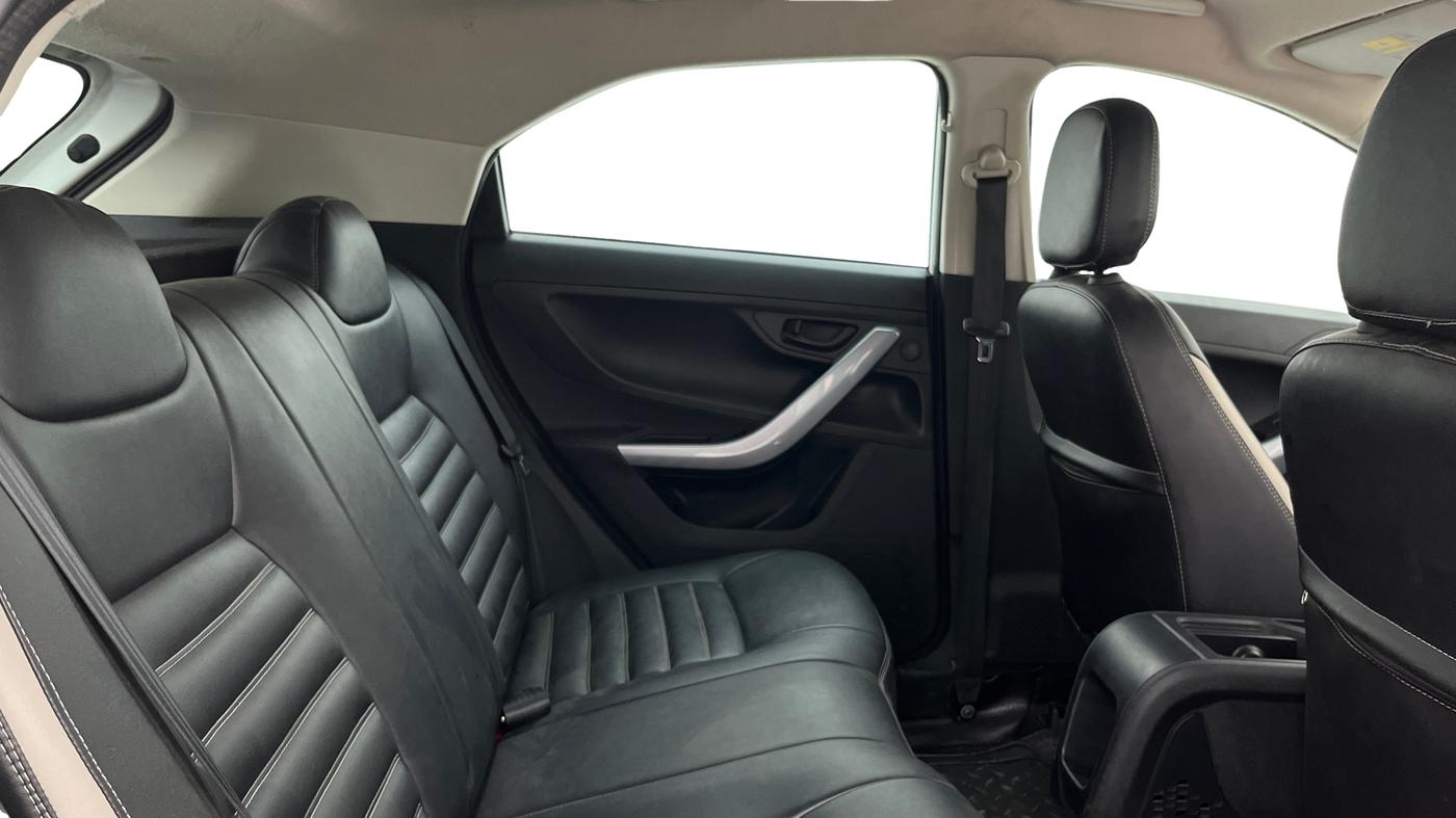 2020 Tata NEXON XM PETROL, Petrol, Manual, 58,424 km, Right Side Rear Door Cabin