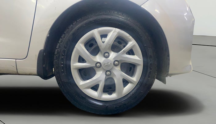 2017 Hyundai Grand i10 SPORTZ 1.2 KAPPA VTVT, Petrol, Manual, 38,426 km, Right Front Wheel