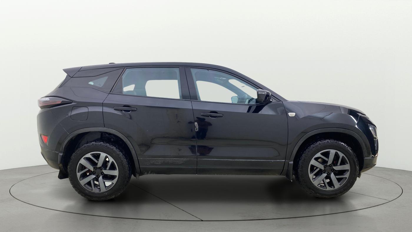 2023 Tata Harrier XZA + O 2.0L RED DARK EDITION 5 STR, Diesel, Automatic, 92,195 km, Right Side View