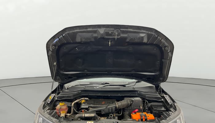 2019 Mahindra XUV300 W8 (O) 1.2 PETROL, Petrol, Manual, 54,222 km, Open Bonet