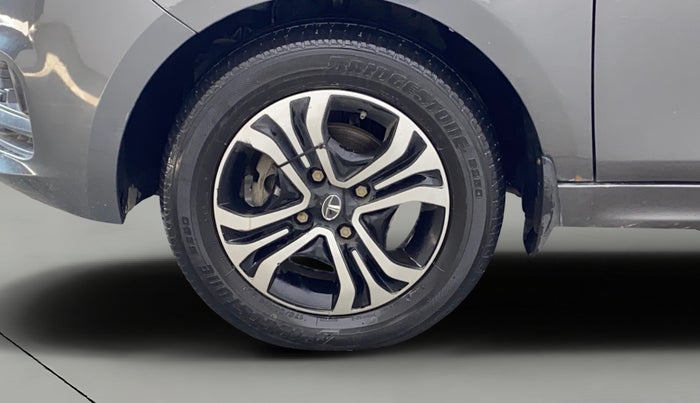 2022 Tata Tiago XTA PETROL, Petrol, Automatic, 31,199 km, Left Front Wheel