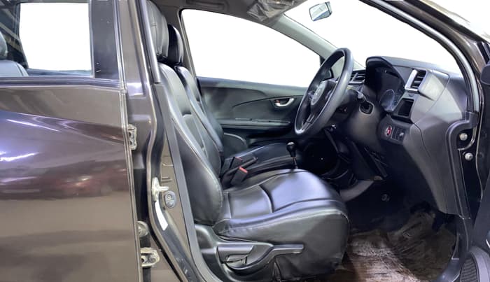 2016 Honda BR-V 1.5L I- DTEC V, Diesel, Manual, 58,743 km, Right Side Front Door Cabin