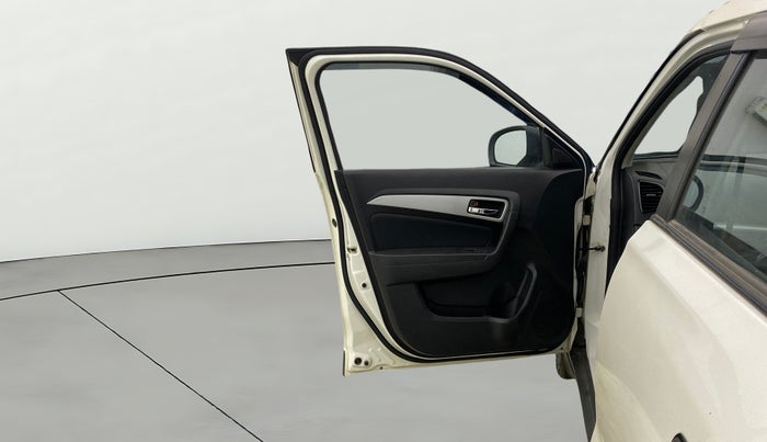 2022 Maruti Vitara Brezza ZXI, Petrol, Manual, 17,757 km, LHS Front Door