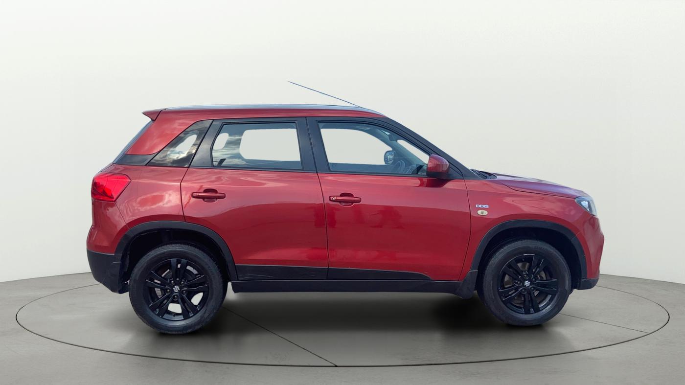 2018 Maruti Vitara Brezza ZDI AMT, Diesel, Automatic, 78,996 km, Right Side View
