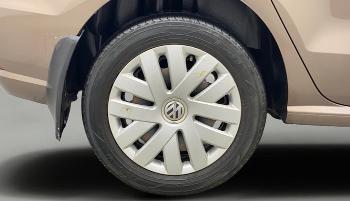 2018 Volkswagen Ameo COMFORTLINE 1.0L, Petrol, Manual, 74,402 km, Right Rear Wheel