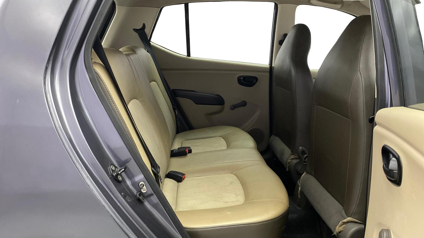 2013 Hyundai i10 ERA 1.1, Petrol, Manual, 1,13,644 km, Right Side Rear Door Cabin