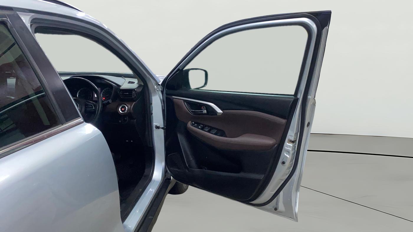 2022 Maruti Grand Vitara ALPHA SMART HYBRID, Petrol, Manual, 38,356 km, RHS Front Door