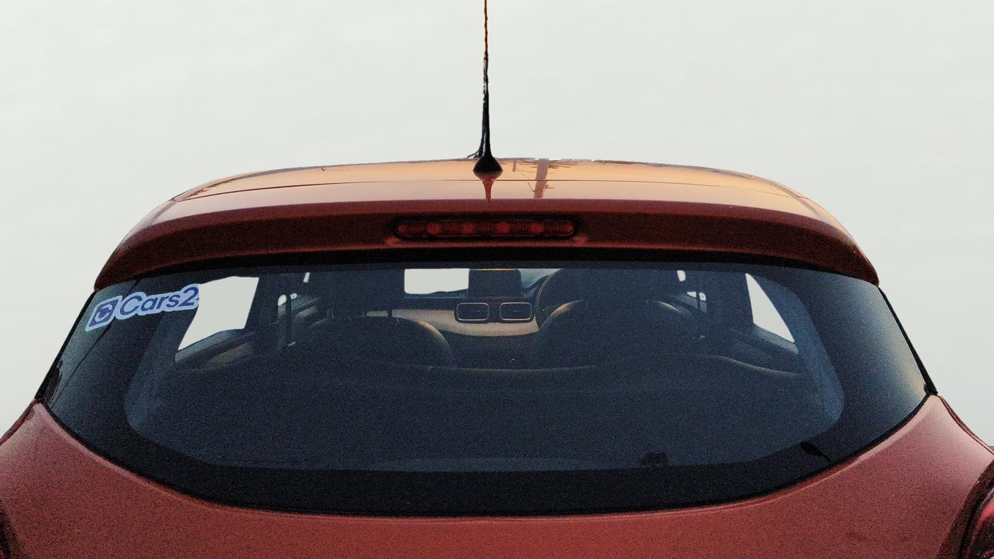 2024 Tata PUNCH ACCOMPLISHED AMT, Petrol, Automatic, 8,733 km, Rear Windshield
