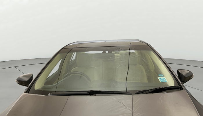 2016 Toyota Camry HYBRID, Hybrid, Automatic, 81,217 km, Front Windshield