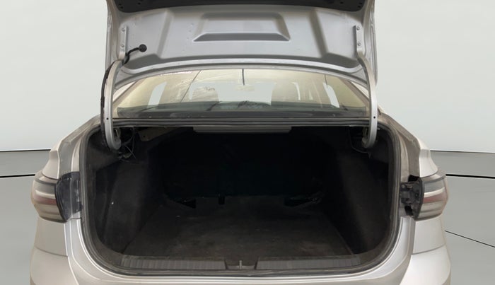 2022 Volkswagen VIRTUS COMFORTLINE TSI 1.0 MT, Petrol, Manual, 47,306 km, Boot Open Zoomed View