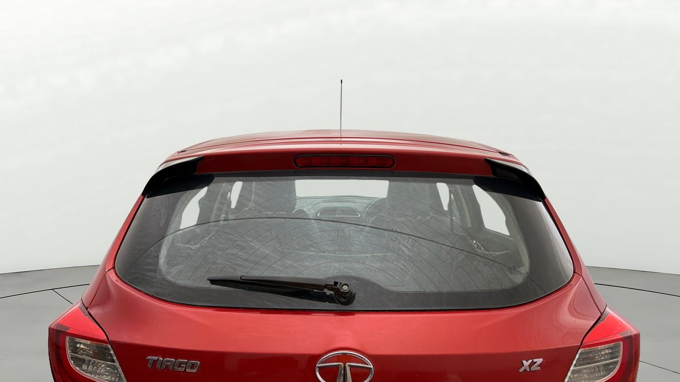2018 Tata Tiago XZ PETROL, Petrol, Manual, 46,736 km, Rear Windshield