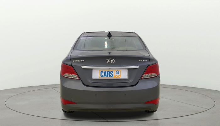 2016 Hyundai Verna 1.6 VTVT SX, Petrol, Manual, 48,818 km, Back/Rear