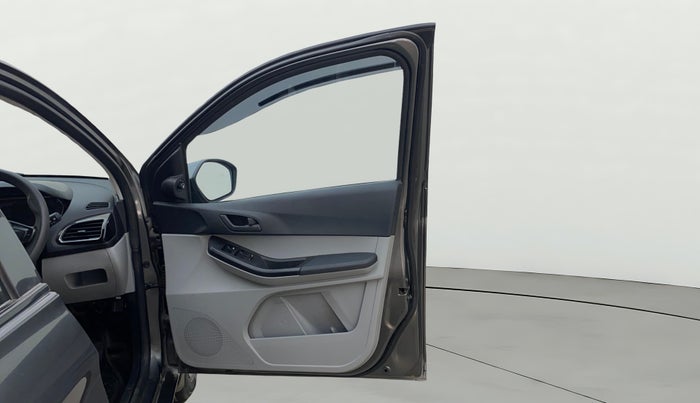 2021 Tata Tiago XTA PETROL, Petrol, Automatic, 45,230 km, RHS Front Door