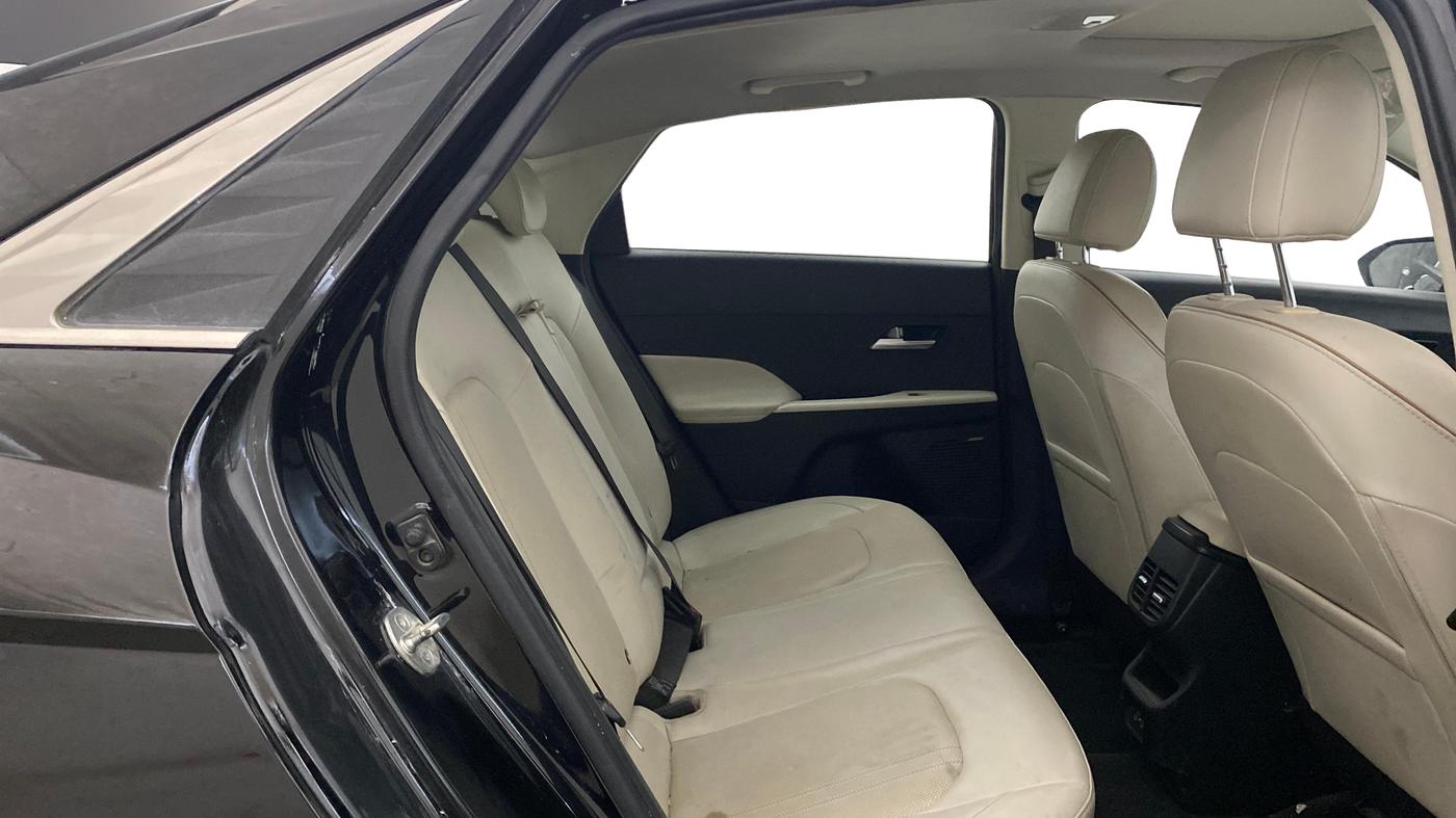 2023 Hyundai Verna SX(O) 1.5 MPI IVT , Petrol, Automatic, 57,882 km, Right Side Rear Door Cabin