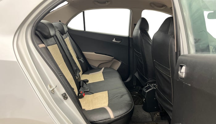 2015 Hyundai Xcent S 1.2, Petrol, Manual, 71,547 km, Right Side Rear Door Cabin