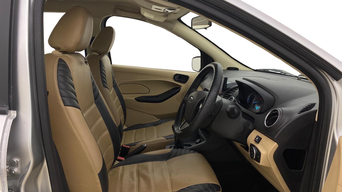 2019 Ford Figo Aspire TITANIUM 1.2 PETROL, CNG, Manual, 1,11,407 km, Right Side Front Door Cabin