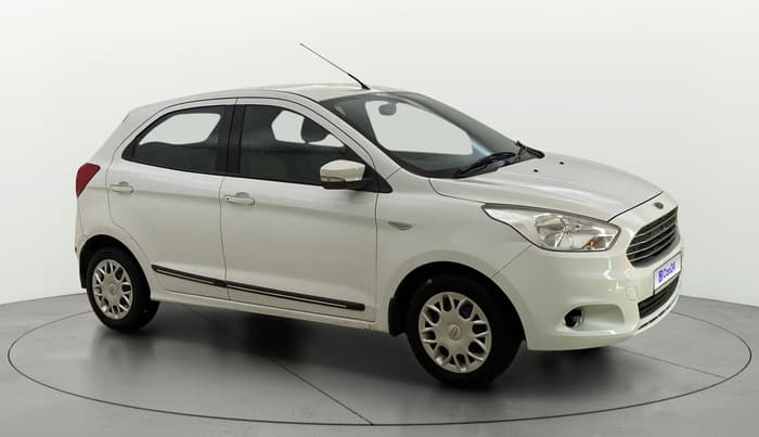 2016 Ford New Figo TREND 1.2 PETROL, Petrol, Manual, 39,934 km, Right Front Diagonal